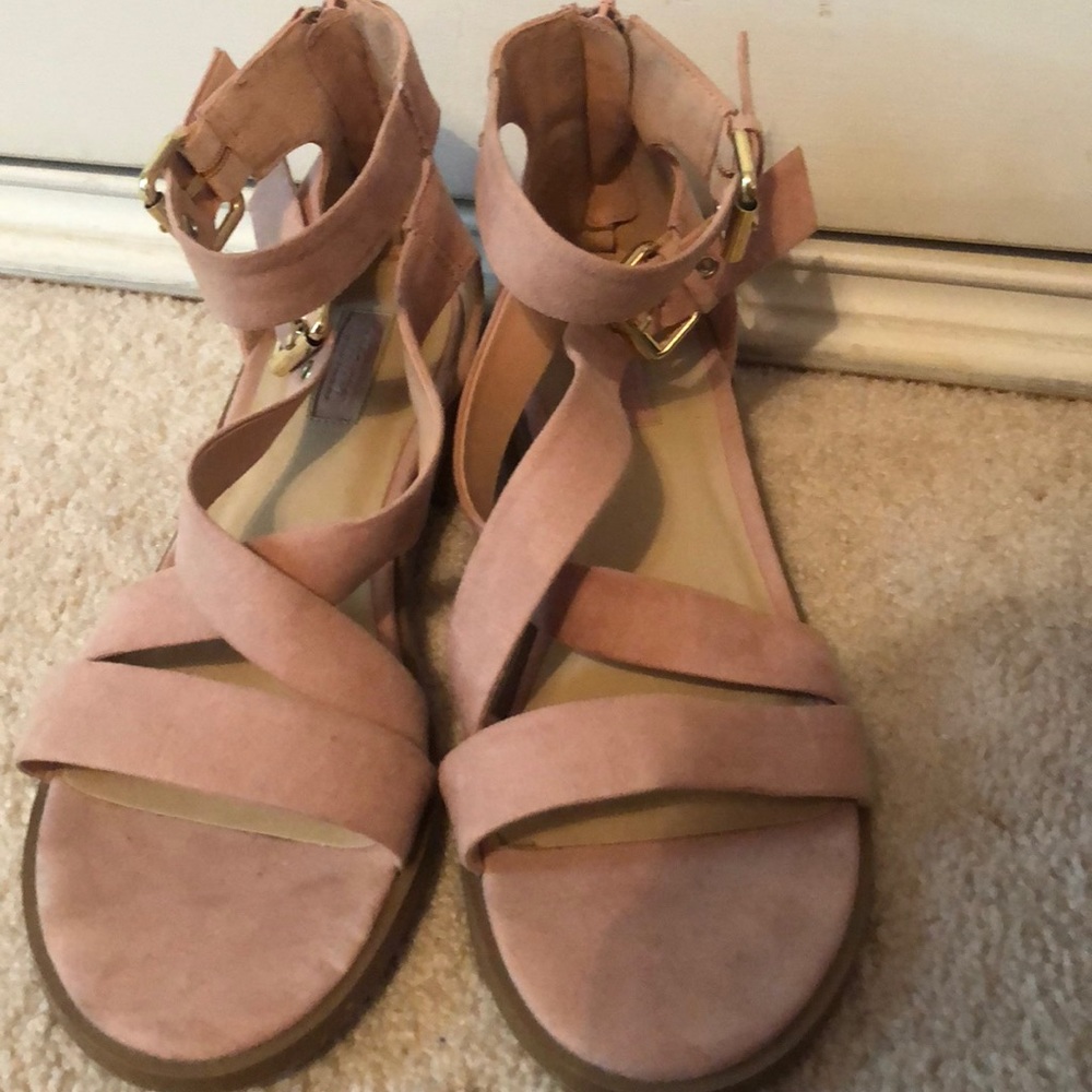 Sandals - Picture 2 of 3